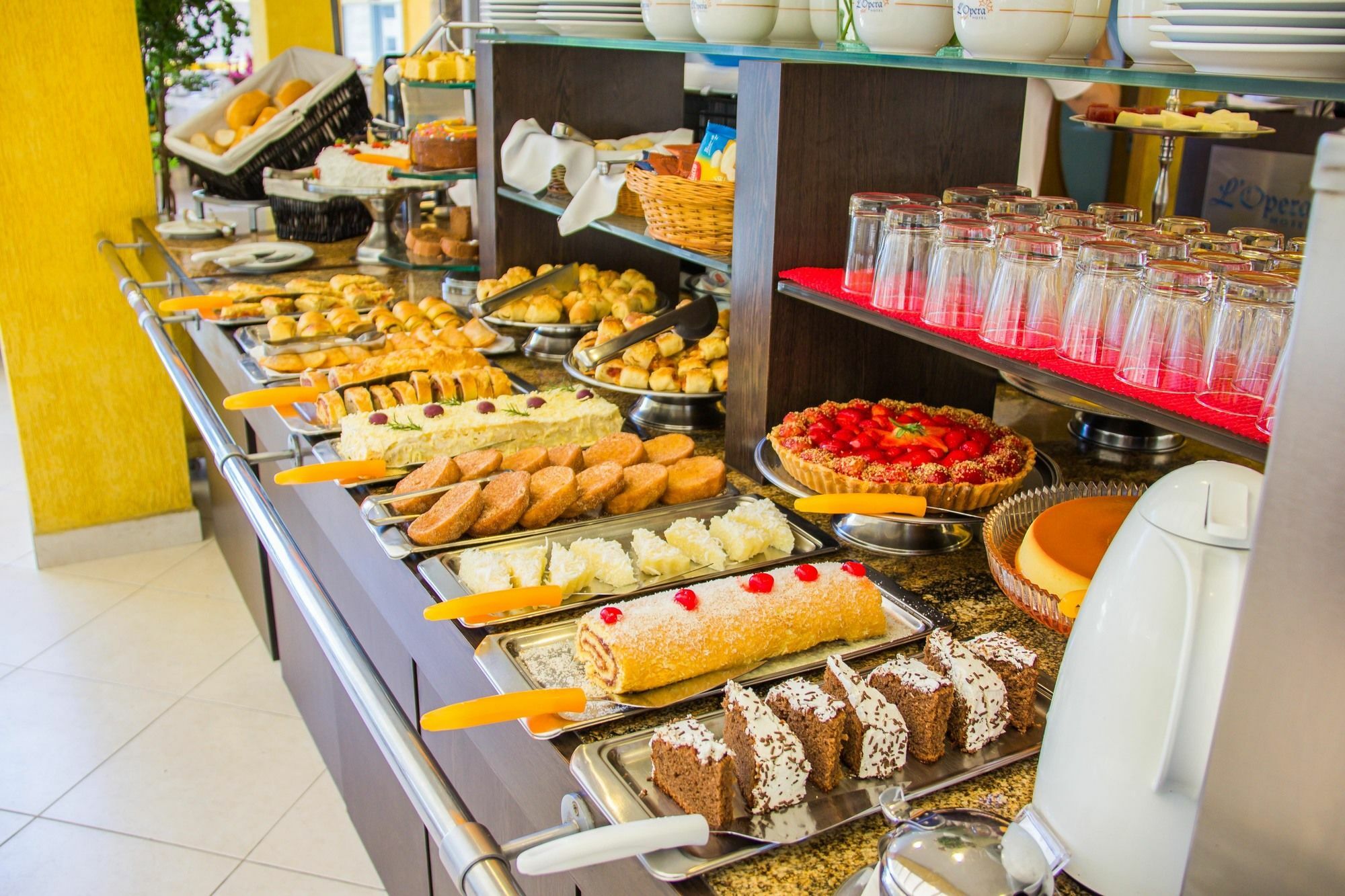 L'opera Hotel 3*